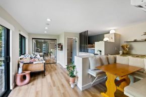 Designer Laurel Canyon Retreat, Hollywood Hills